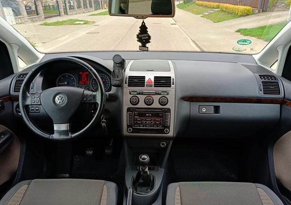 Volkswagen Touran cena 22900 przebieg: 234450, rok produkcji 2008 z Nidzica małe 781